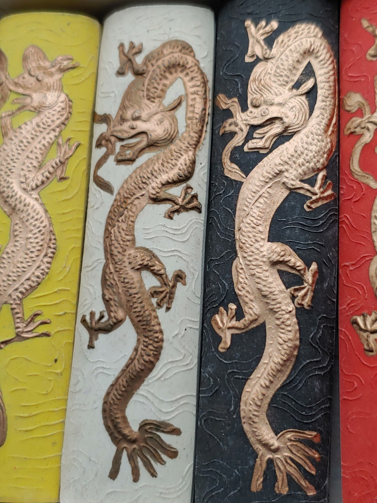 德记胡开文徽墨金龙五彩墨 1980’s Chinese Hukaiwen Colour Calligraphy Carved Dragon Ink Sticks