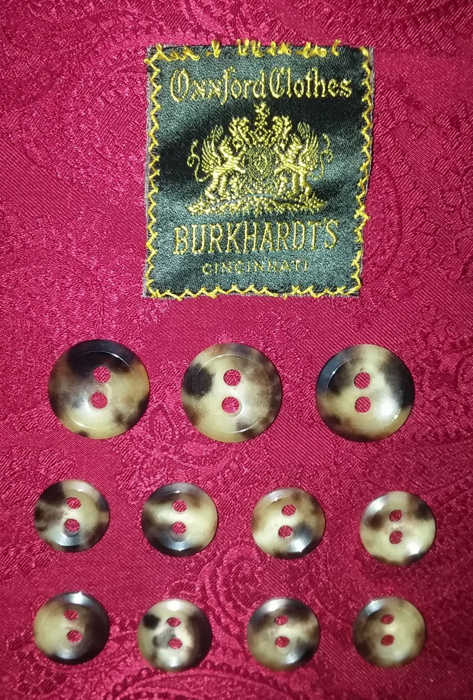 VINTAGE OXXFORD CLOTHES USA HORN STYLE FULL SPORTS COAT REPLACEMENT BUTTON SET