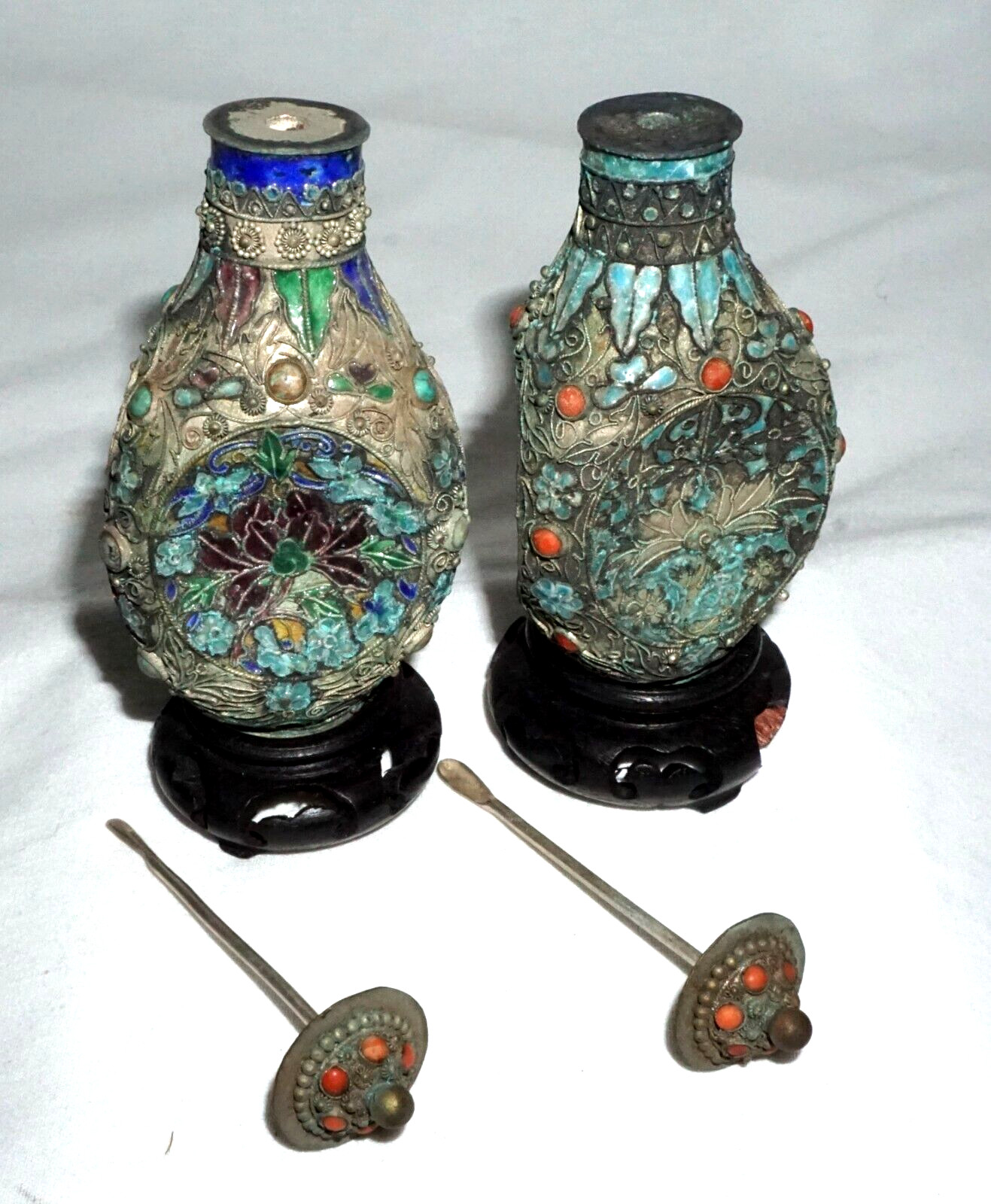 2Pc Chinese Silver & Enamel Coral & Turquoise Floral Snuff Bottles (LLA) IC