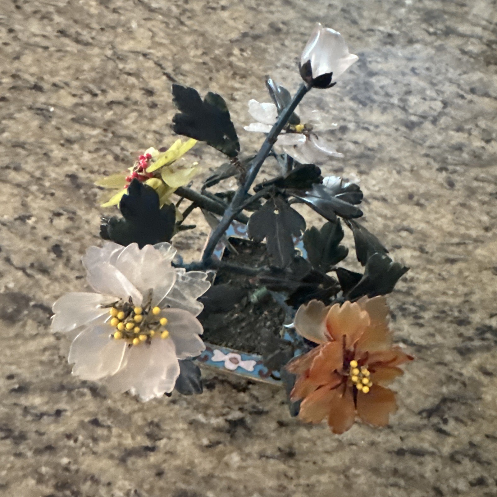 VINTAGE ORIENTAL JADE FLORAL TREE IN CLOISONNE POT ARRANGEMENT