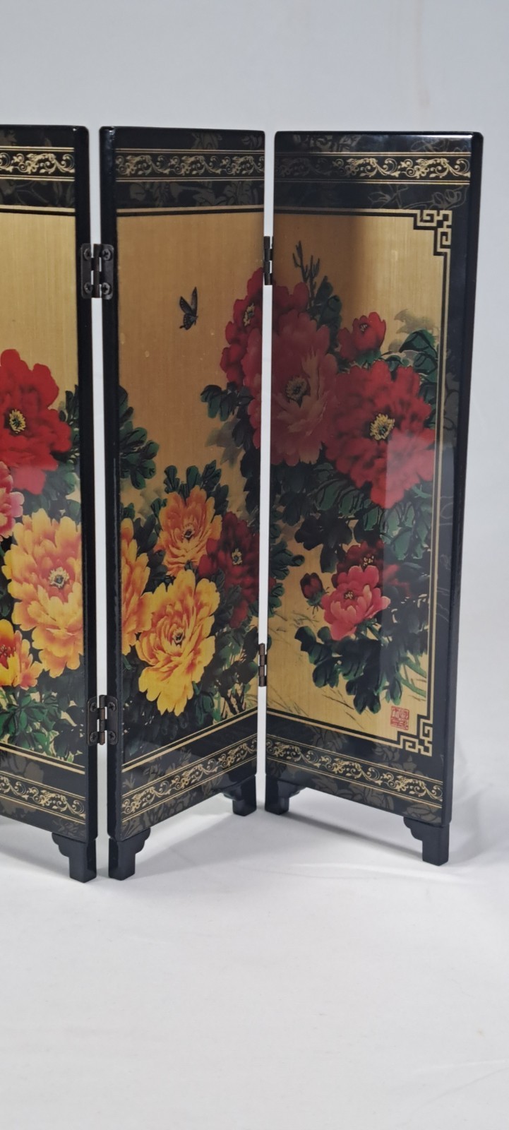 Lacquered Screen 6 Panel Floral Design Table Top Folding Chinese Screen