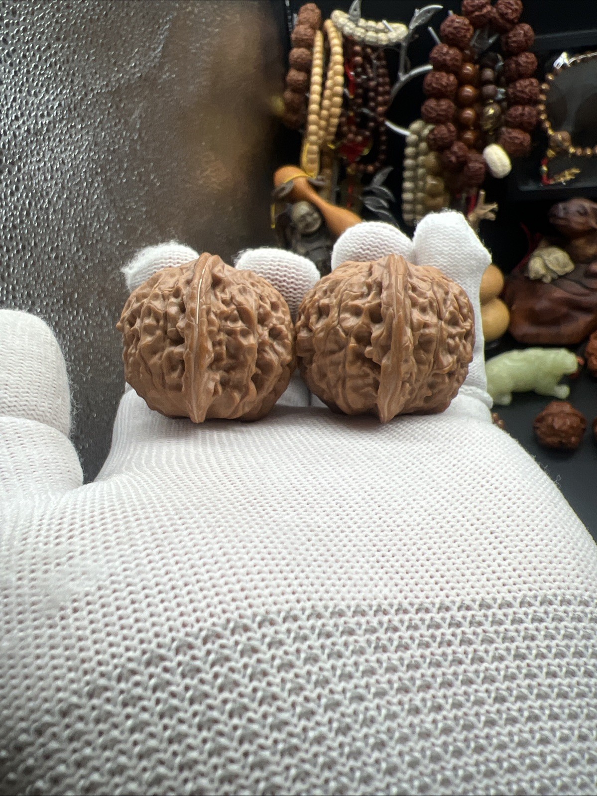 Pair of Match Chinese Health Walnut 40×39×36mm精配文玩核桃～磨盘