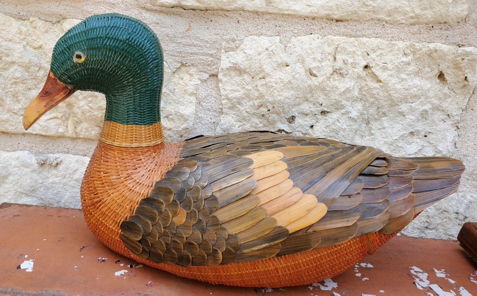 Vintage 11″ Zhejiang Handicrafts Woven Wicker Duck Basket Hidden Storage Tail