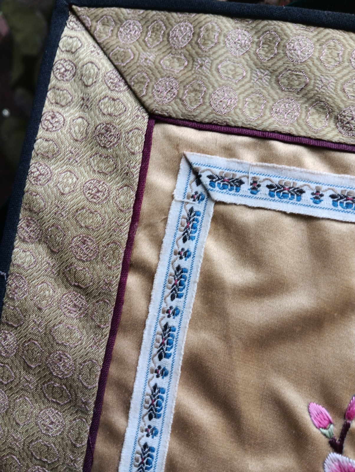 Chinese Hand Embroidered Peking Silk Pandas