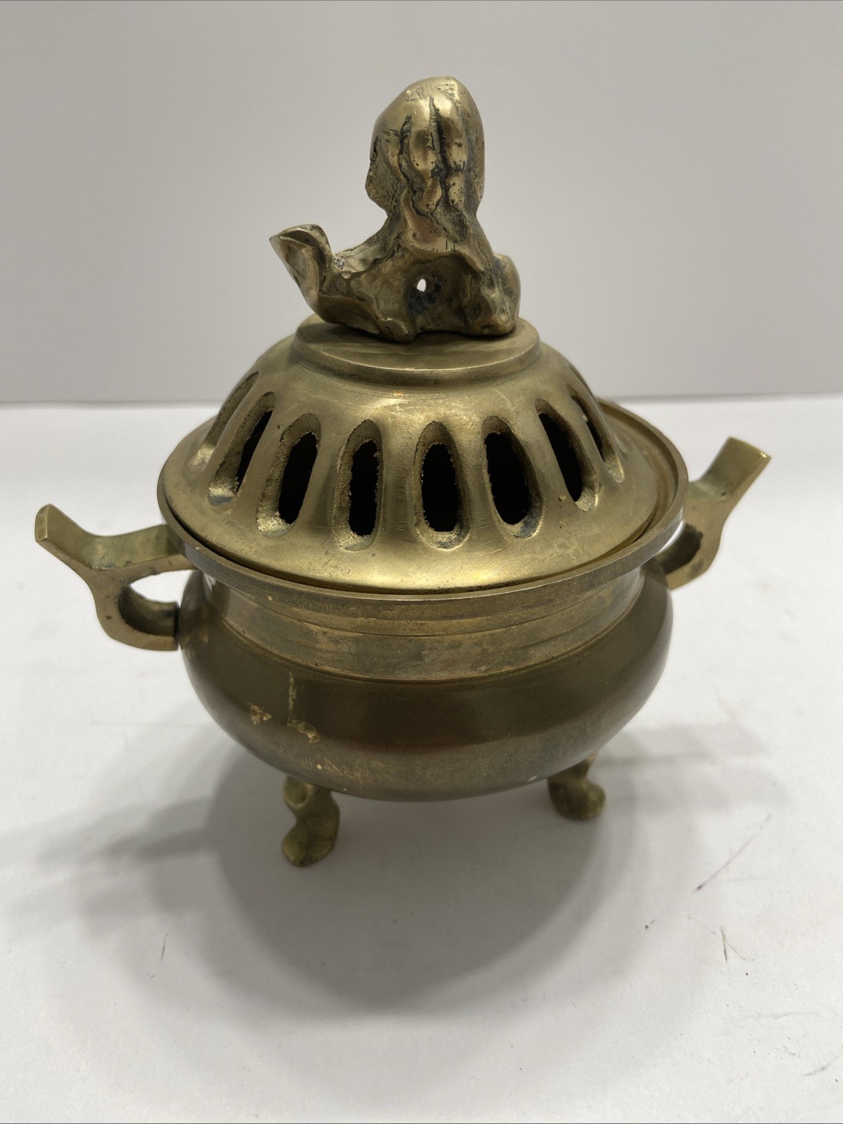 Vintage Chinese Brass Footed Incense Burner Holder Tri pod pot With Lid