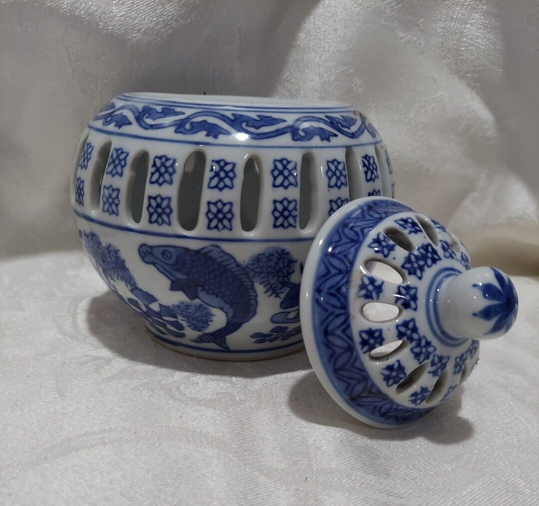 Beautiful Asian Incense Burner Blue & White Koi Fish Design 4″ in Diameter