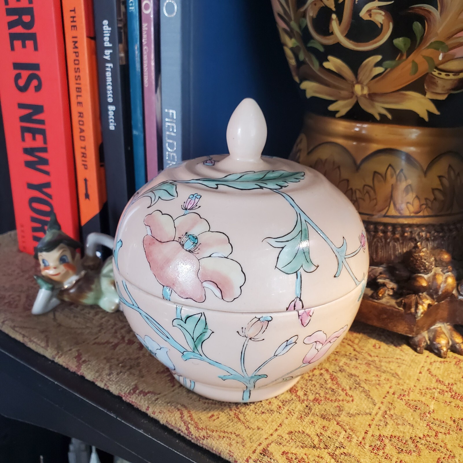 Pink Lidded Dish Toyo Whispering Garden HFP Macau Floral Ceramic Bowl Lid