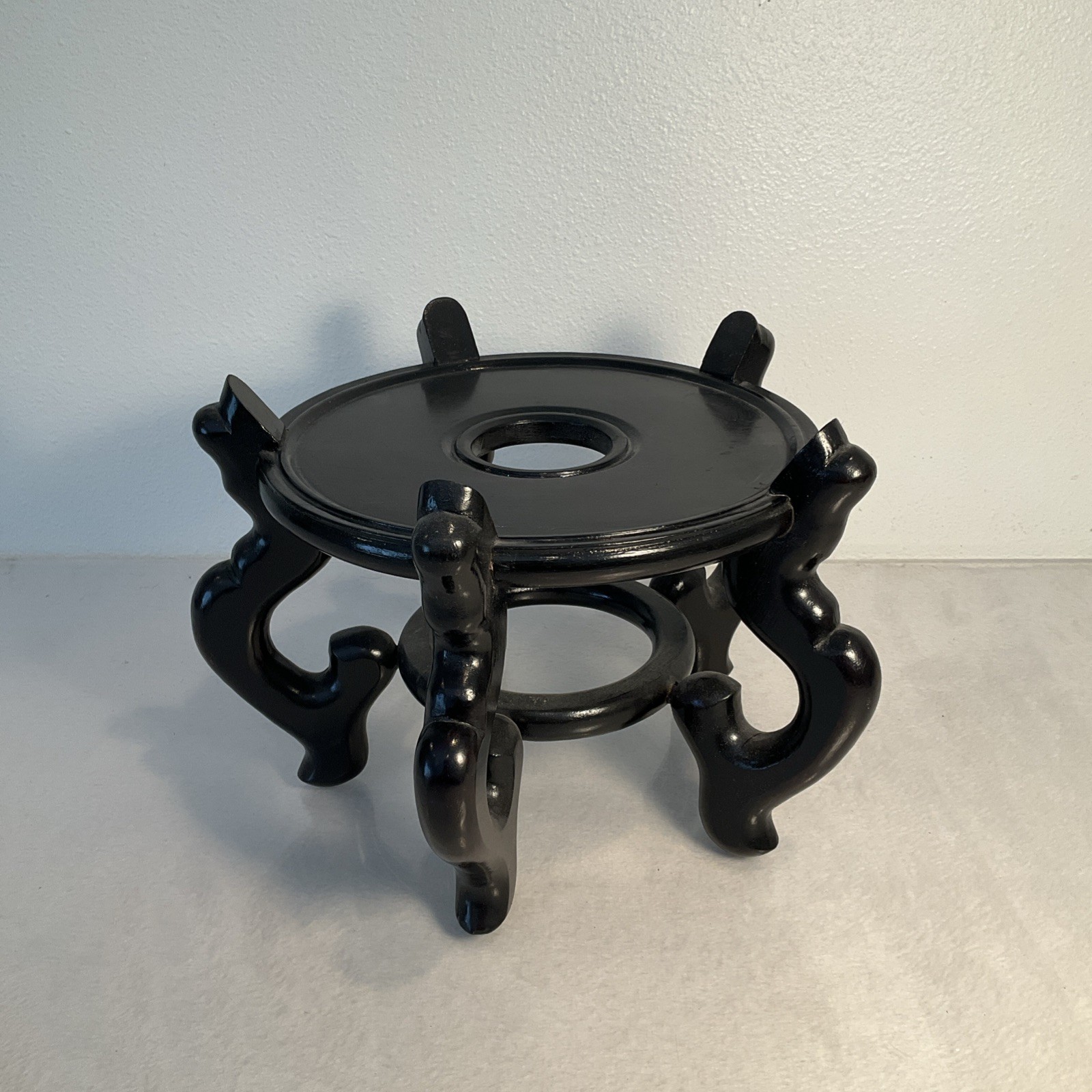 Vintage Large Chinese Black Lacquer Wood Stand 9.5″ Diam For Urn Plant Fish Bowl