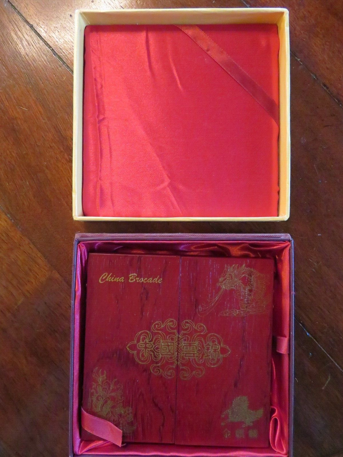 China Silk Brocade. Yuan Dynasty, Fabrics. Chinese. Weaving gold.Sun,Clouds,Lion