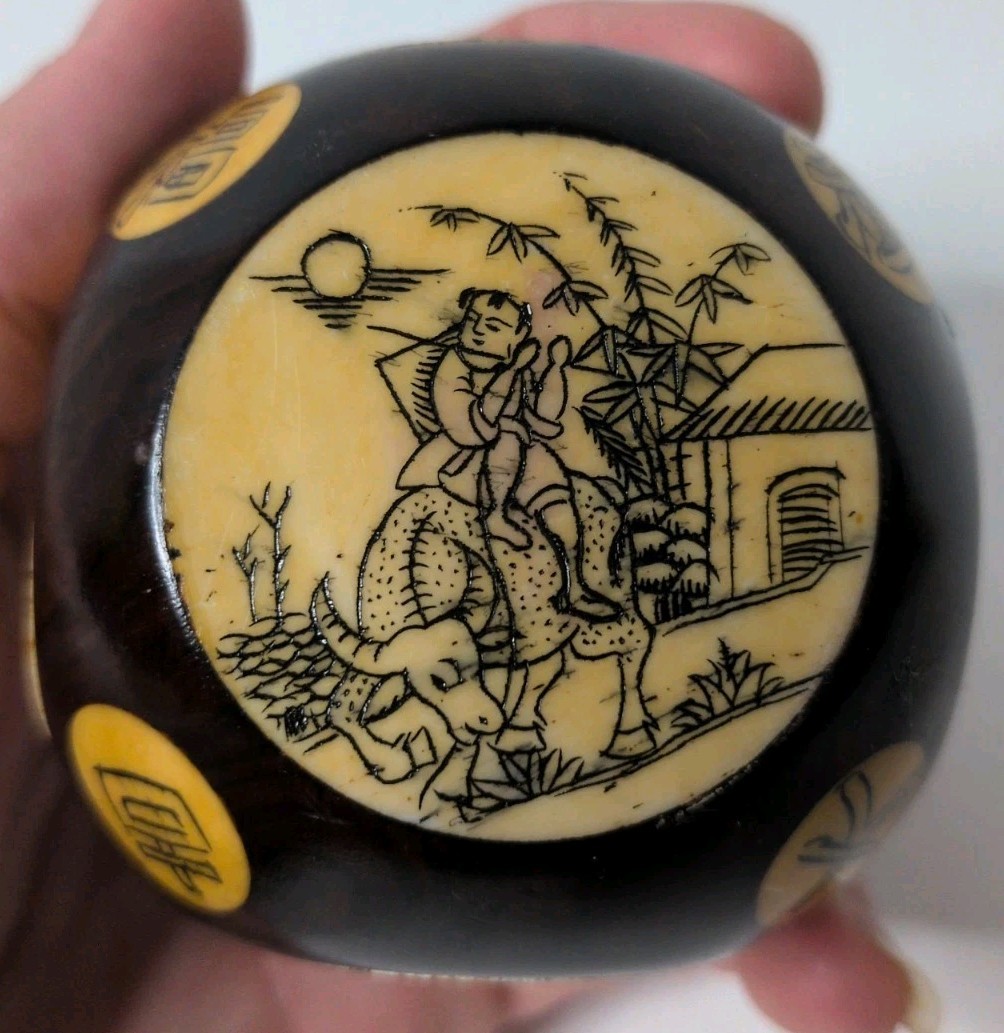 Chinese Bone Scrimshaw Rosewood Zodiac Cube Dice