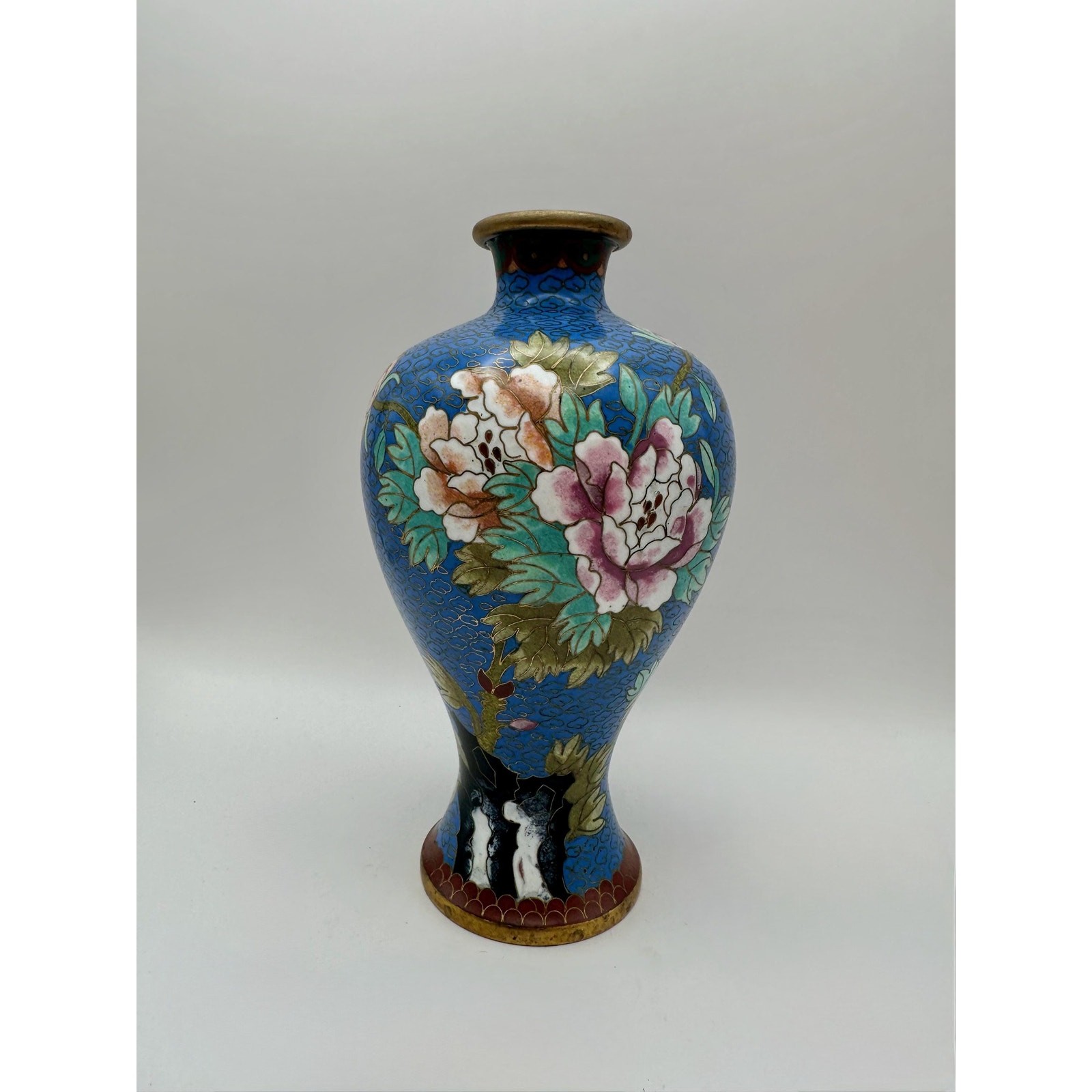 Vase Blue Chinese Cloisonné Pink Floral and Leaf Motif Brass Accents