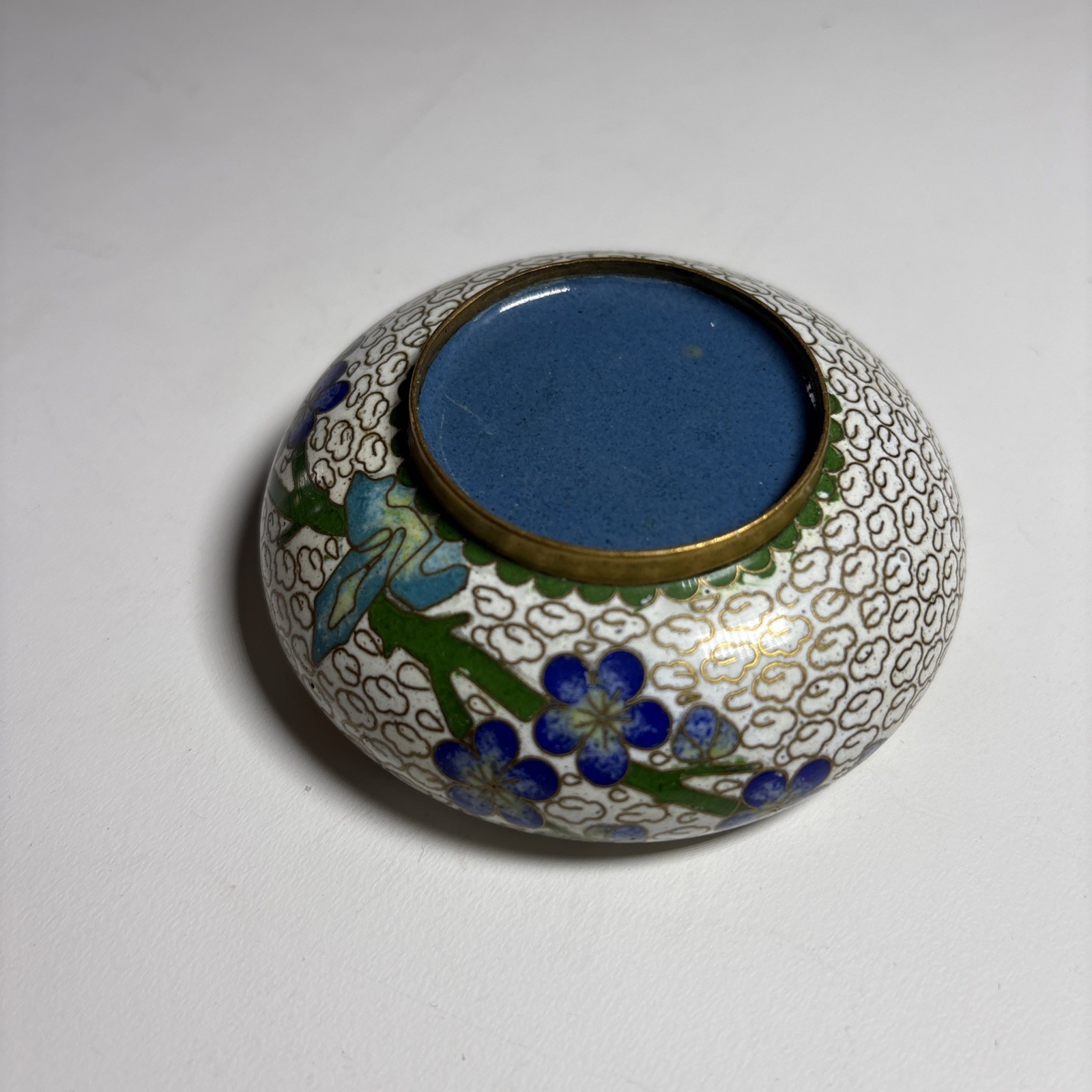 Chinese Asian Floral Cloisonné Enamel Brass Ashtray Blue Green Gold Vintage