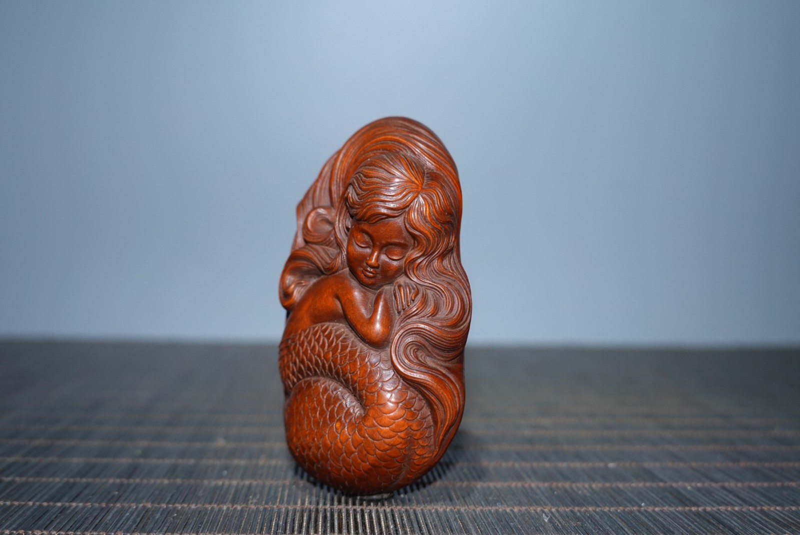 3.1″ Collect China Box-wood Carving Mermaid Pocket Figurine Handheld Statue