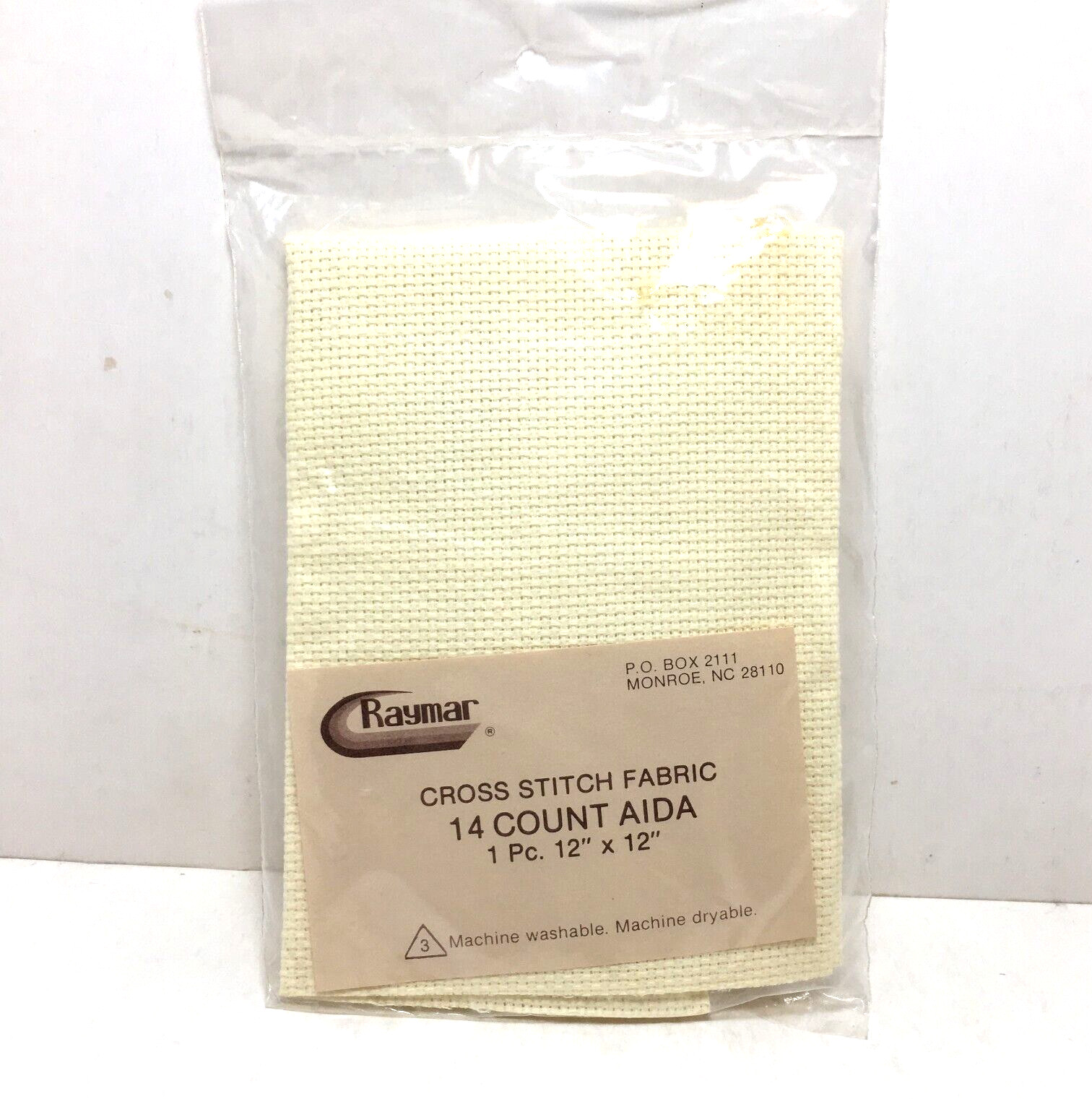Raymar – cross stitch fabric Aida 14 Count 12″ x 12″ off-white/ivory