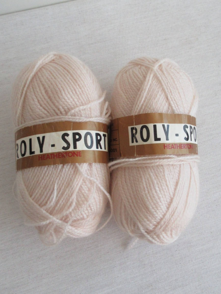 Lot of 2- VTG Skeins Roly Sport Acrylic Yarn # 4586 Pale Peach Same Dye Lot
