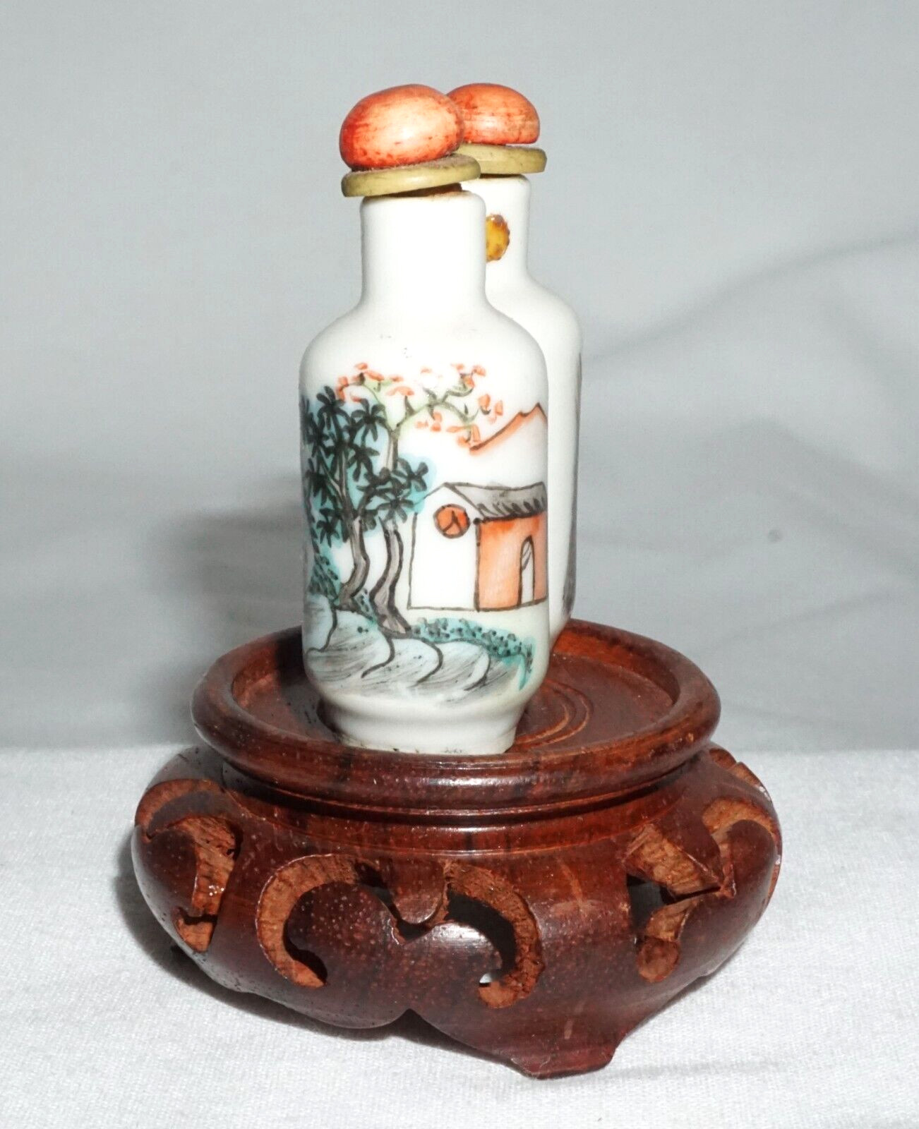 Antique Chinese Porcelain Snuff Bottle w. Landscape & Marks on Base (LLA) IC