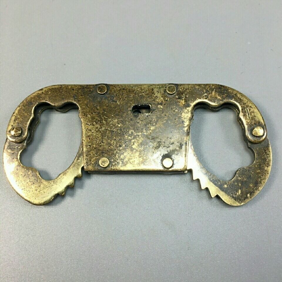 Antique Brass Handcuffs Ornament Pure Copper Craft Collectible Decor Artifact