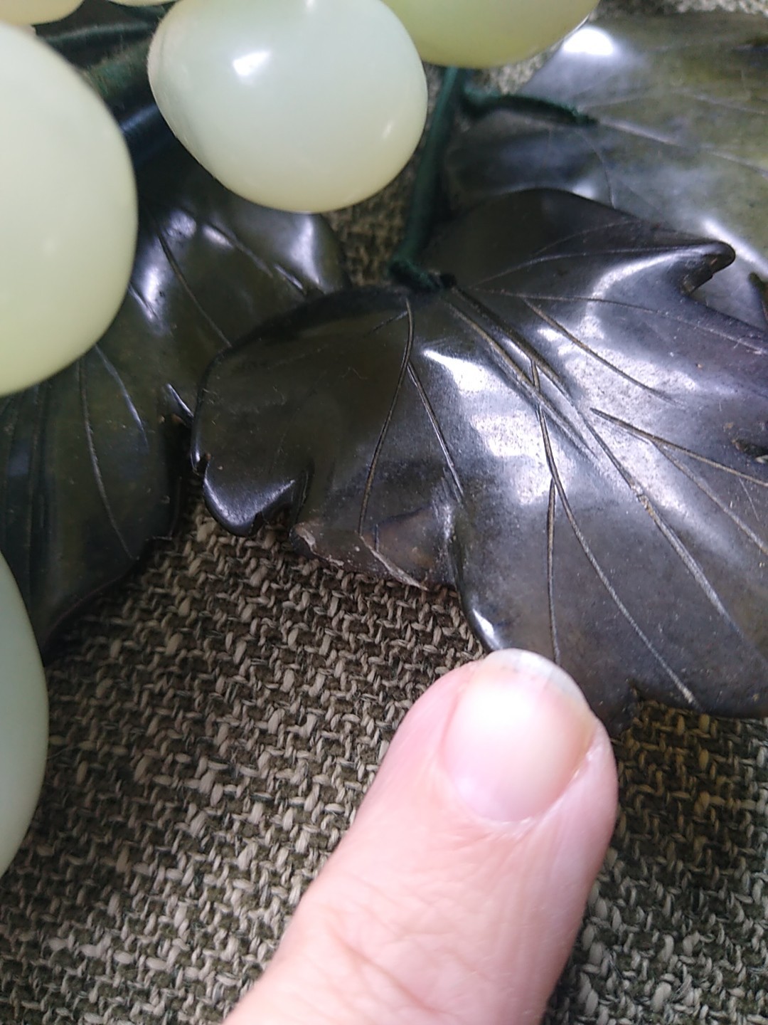 Vintage Stone Grapes Light Green Carved Dark Green Serpentine Leaves