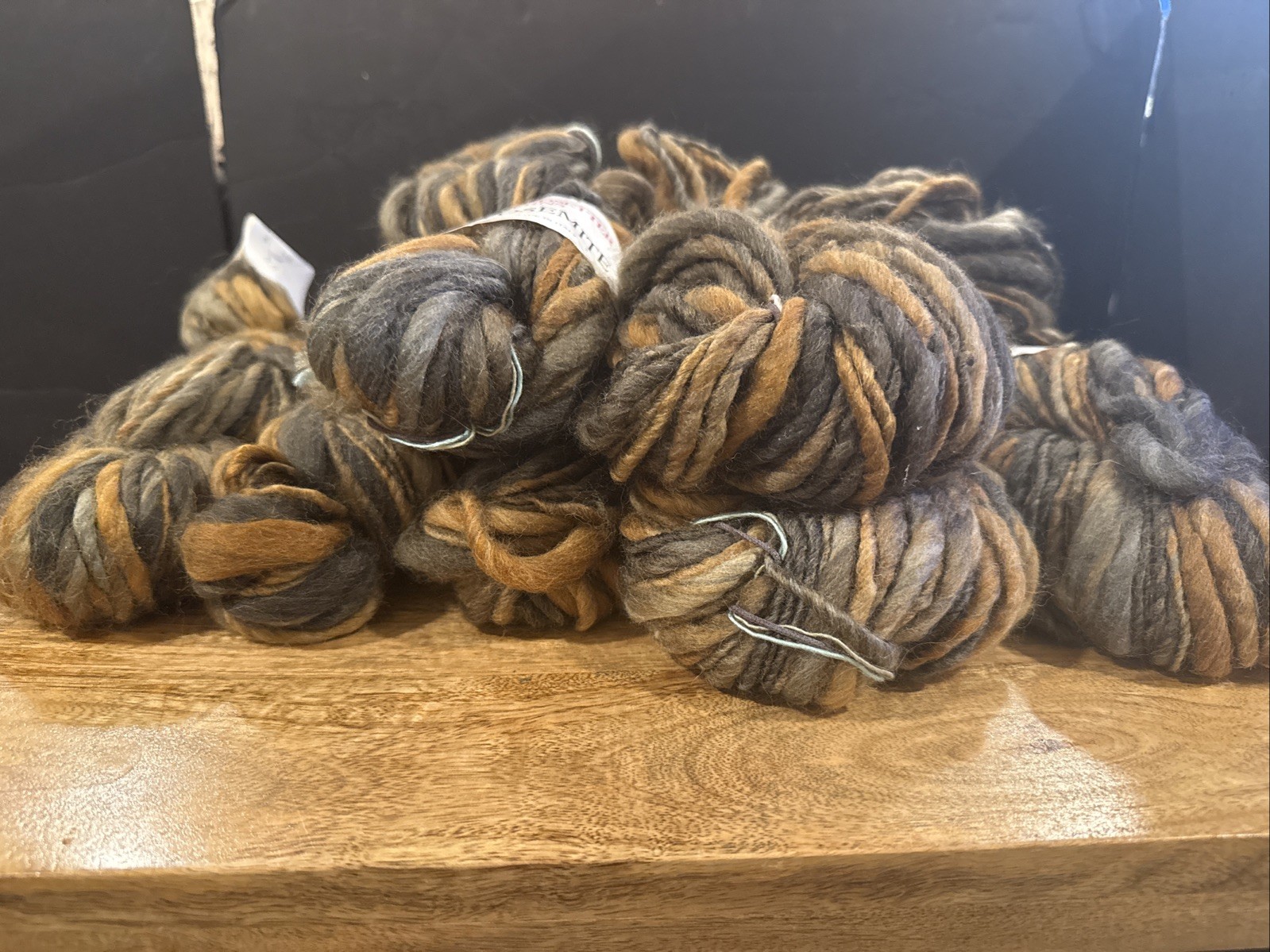 Trendsetter Yosemite Yarn Lot 7 Italian wool blend Brown Gray color 271