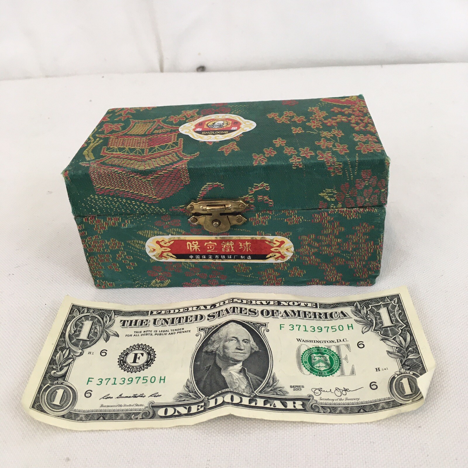 Vintage Shouxing Muscle Hand Excerciser Meditation Painted Musical Iron Balls