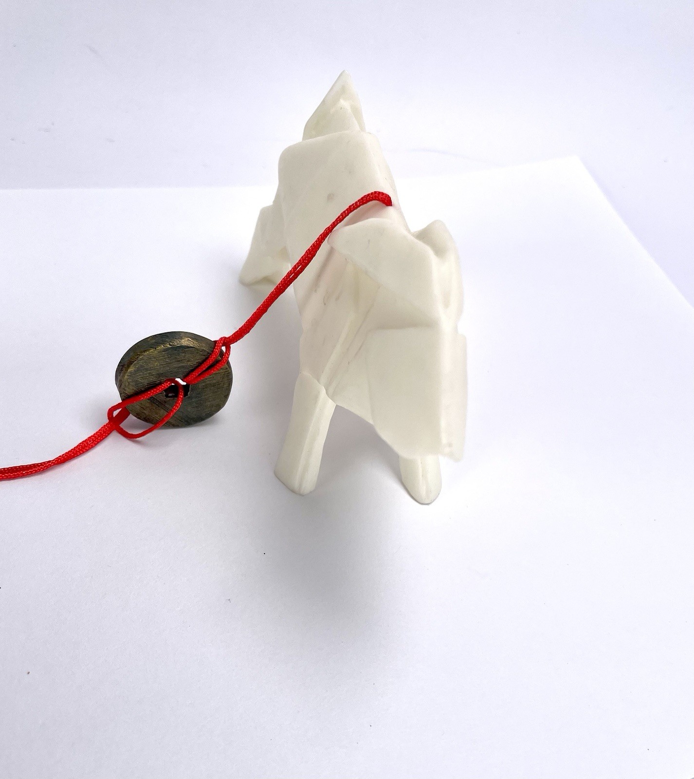 VTG Carved Resin Figurine – Origami Style, Asian-Inspired 4.5″x3″ Luck &Fortune