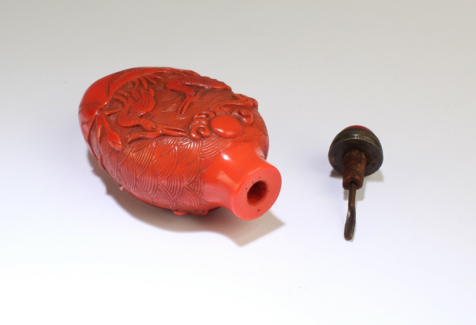 Chinese Red Color Snuff Bottle