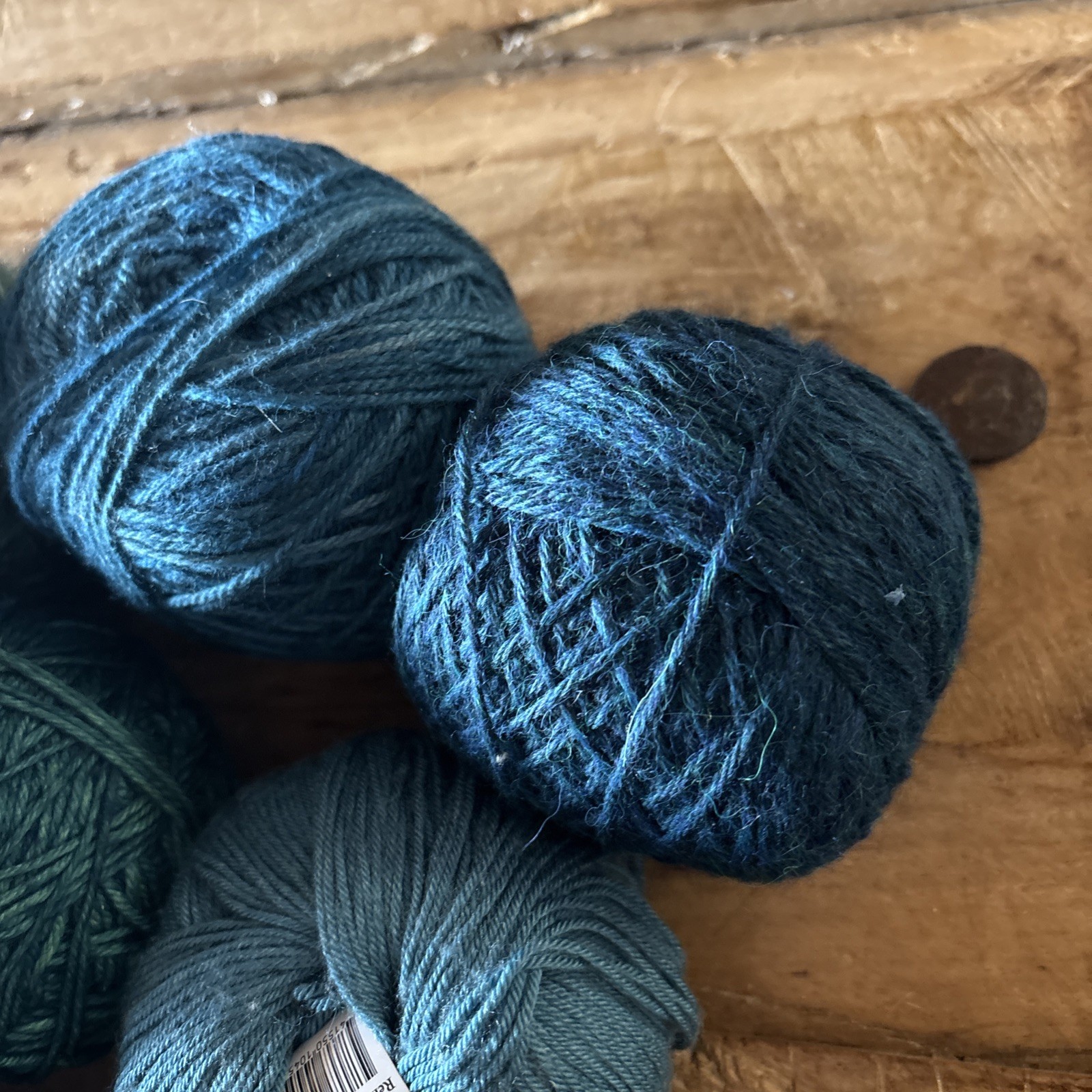 Lot Of Mixed Yarn Yarns Beautiful Teals Blues Assortment