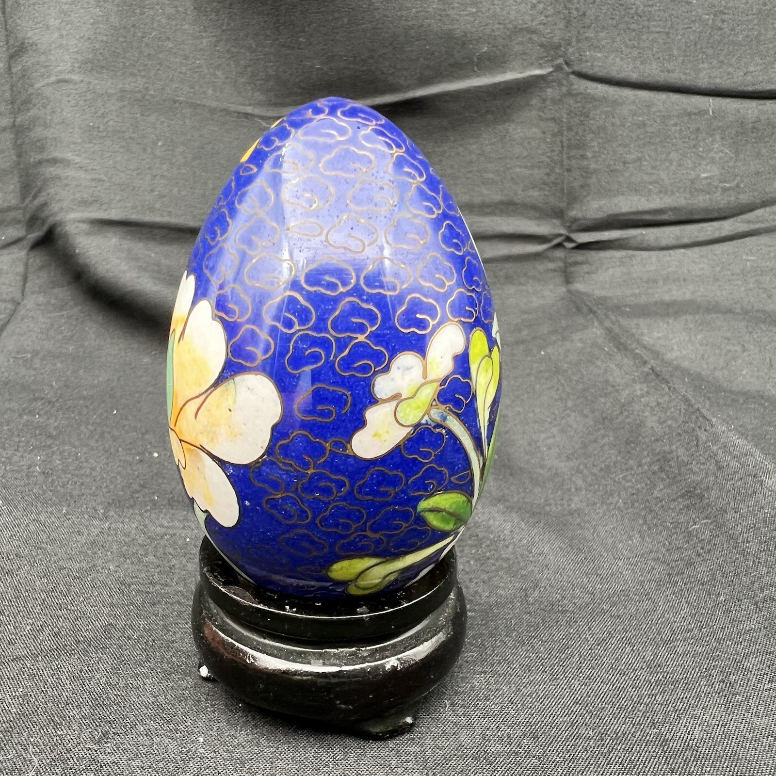 Vintage Chinese Cloisonne Enamel Egg Pair Red Blue Floral w Wood Stands
