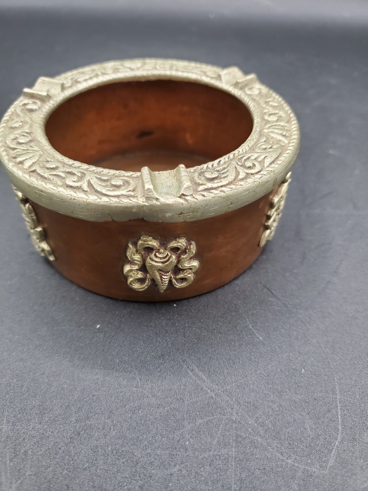 Vintage Copper Anglo-Indian Decorative Ashtray 3.75″ Diameter