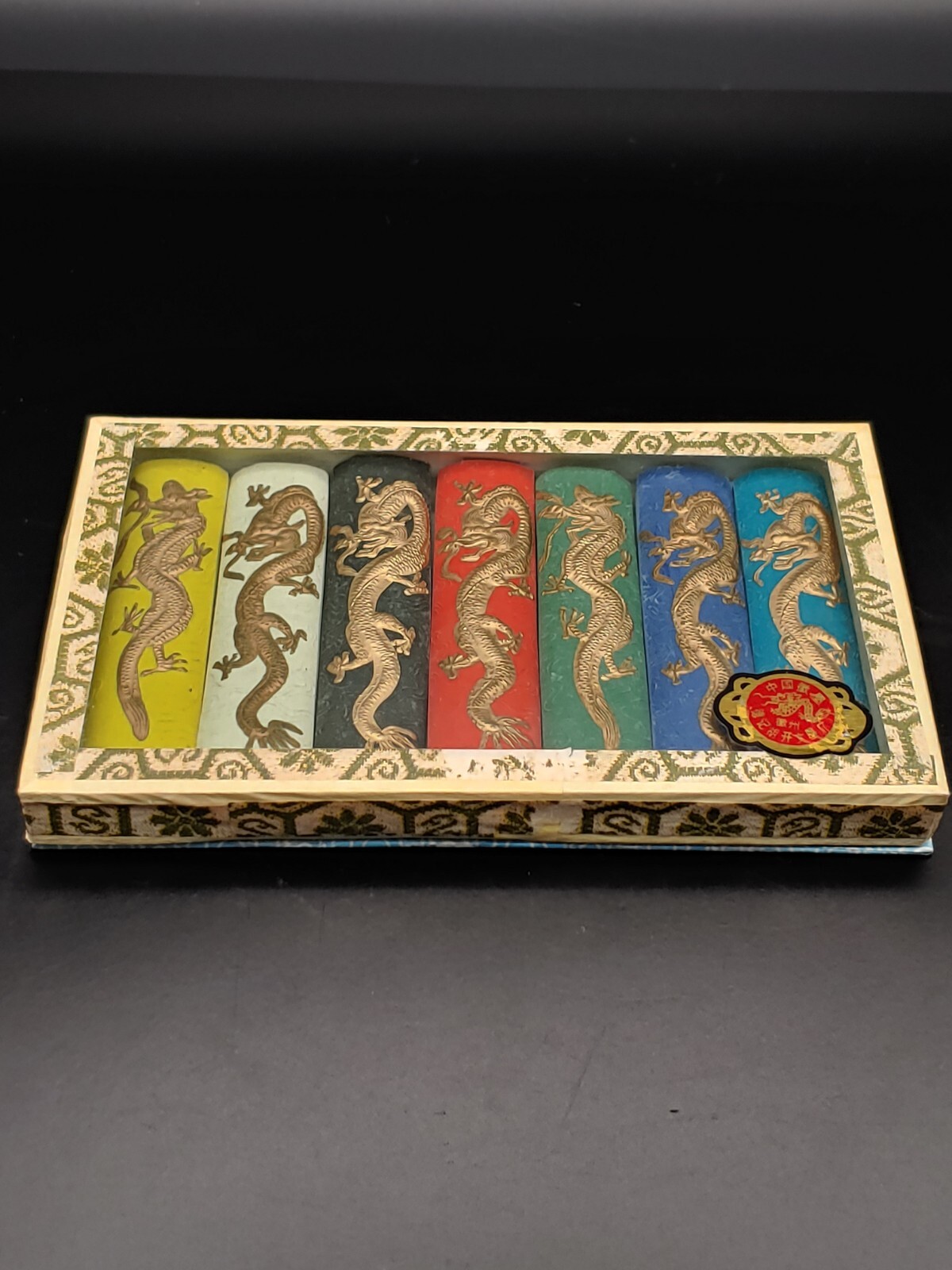 德记胡开文徽墨金龙五彩墨 1980’s Chinese Hukaiwen Colour Calligraphy Carved Dragon Ink Sticks
