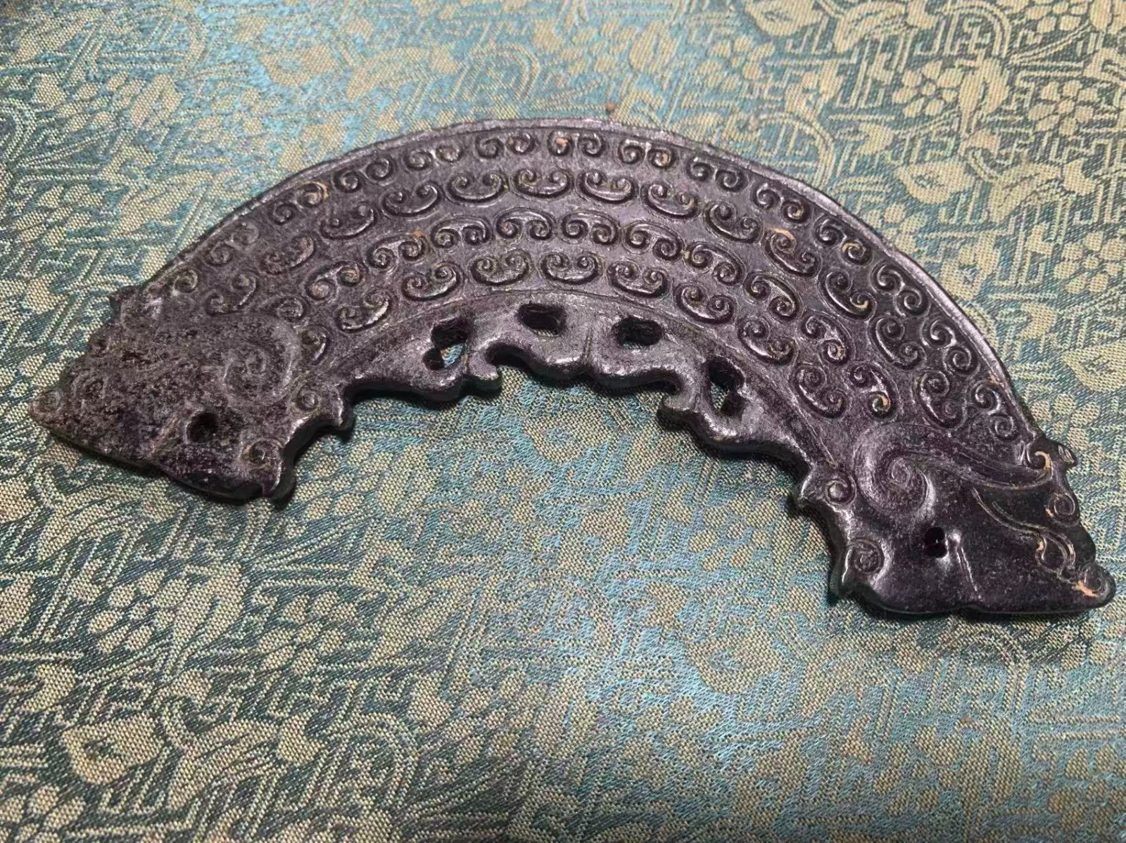 Large Chinese Old Black Jade Hand Carved *Han 2Dragons* 2Faces Huang Plaque