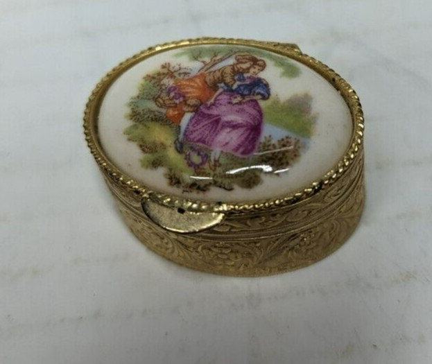 5 Pcs. Of Vintage Used Chinese Brass & Decorated Lidded Boxes Trinket