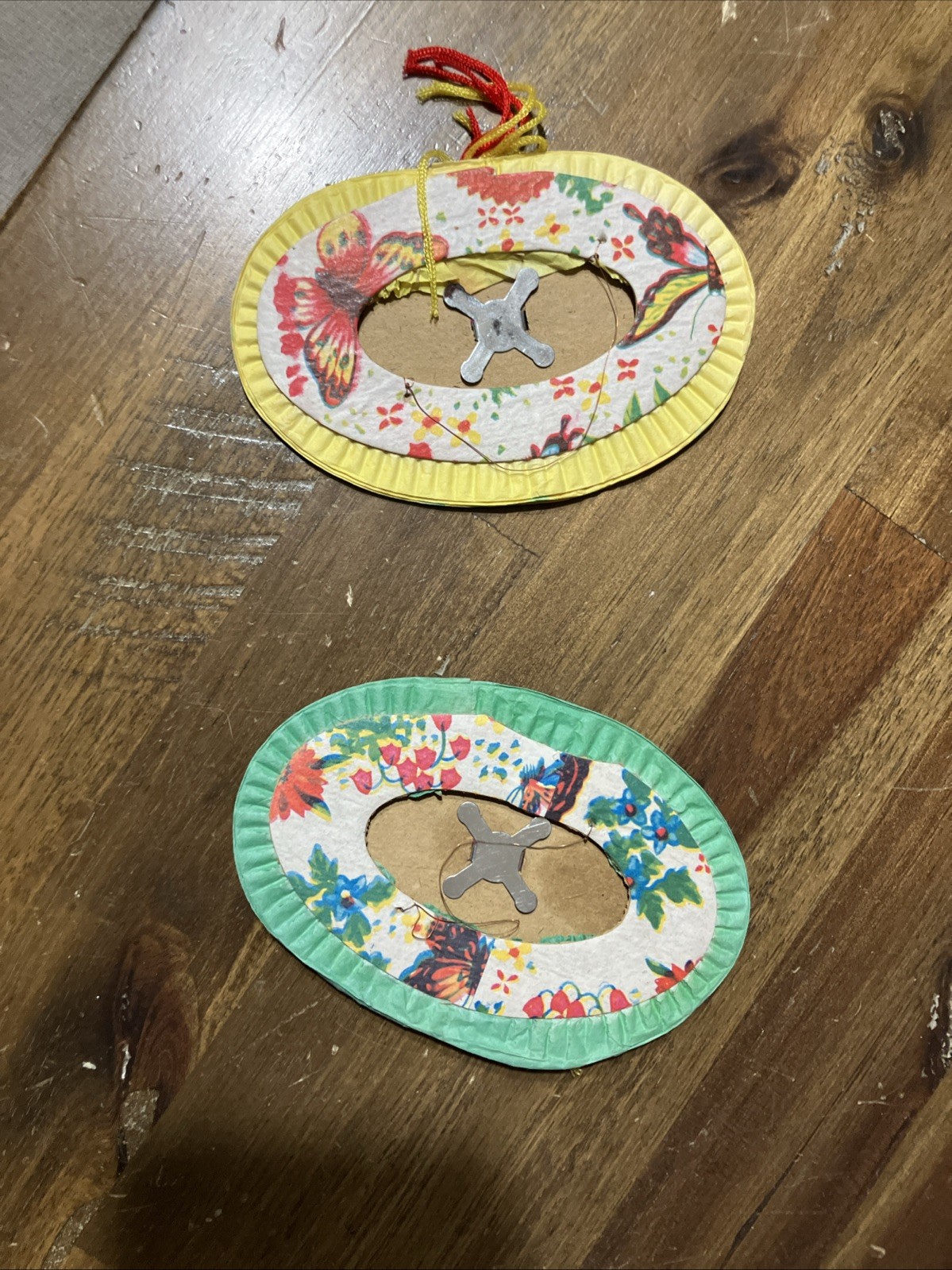 Lot of 8 Vintage Chinese Paper Butterfly Lanterns