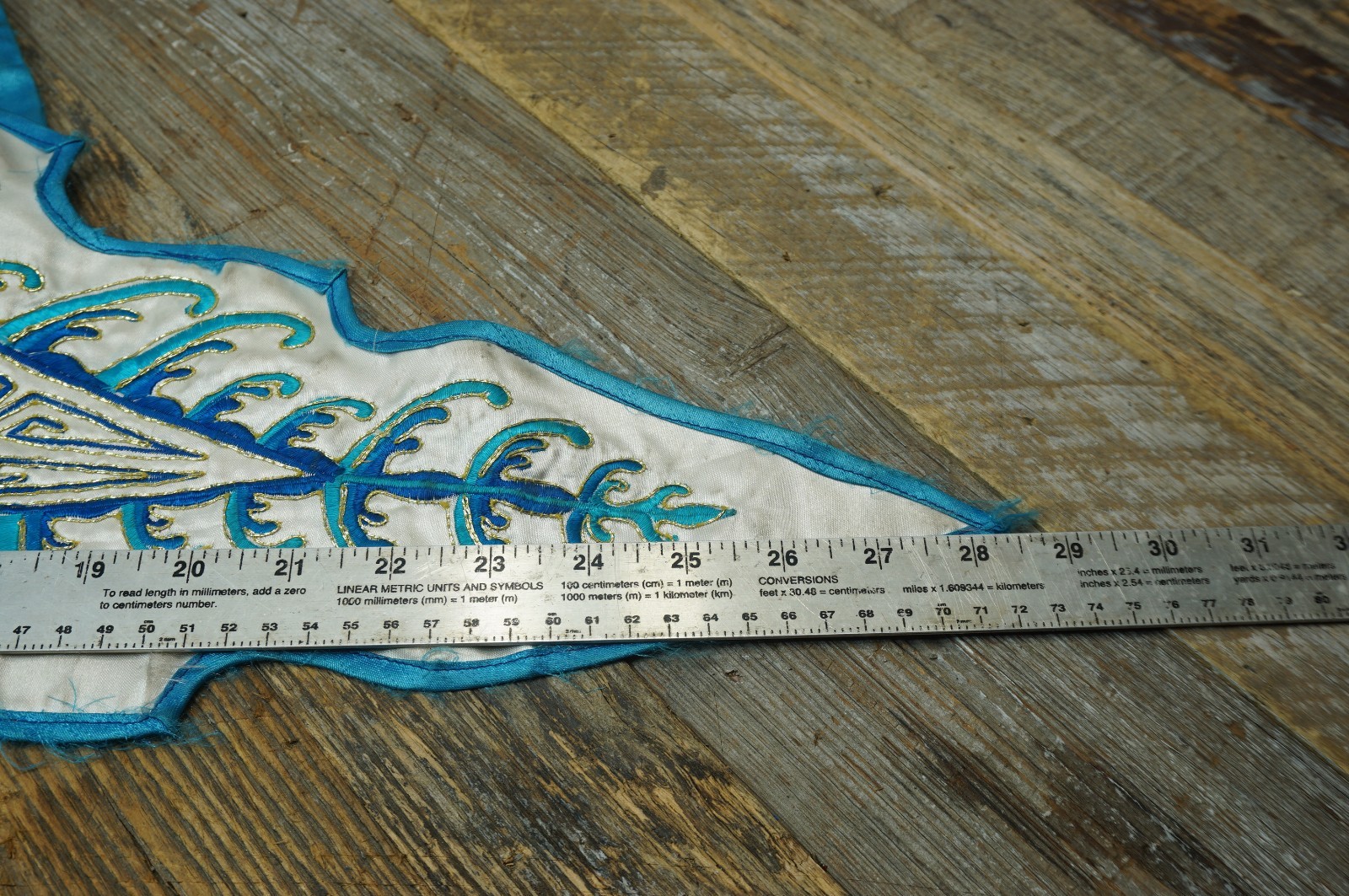Chinese Dragon Flags bamboo poles embroidered (silk-?)