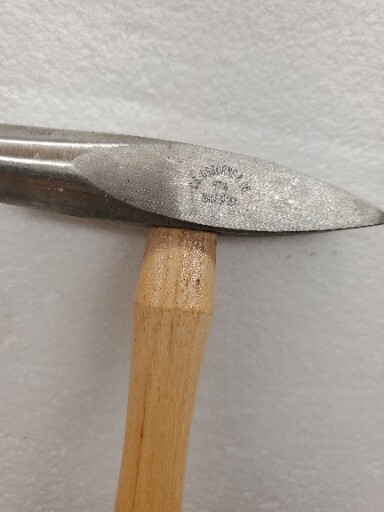 C.S. Osborne Riveting Hammer #57-4 Size 4, 4-3/4″ Head, Made In USA New Free Sh