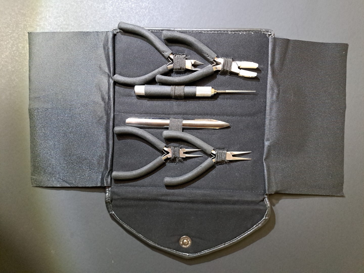 SEVEN (7) Piece TRAVELING JEWELER’S TOOL SET with Zipper Case