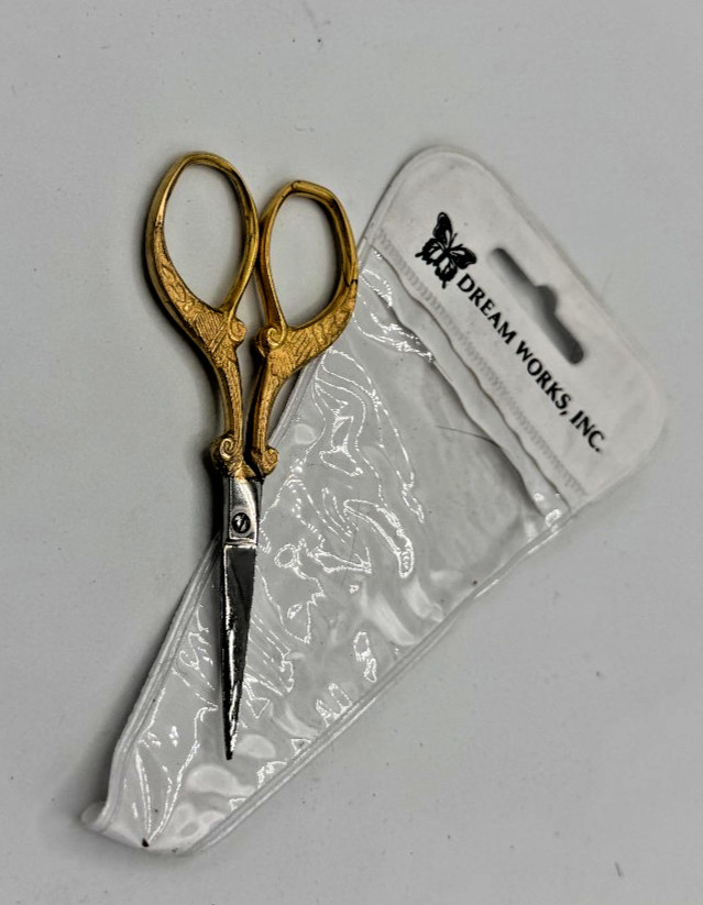 Dream Works Inc A Fine Embrorery Scissor with case