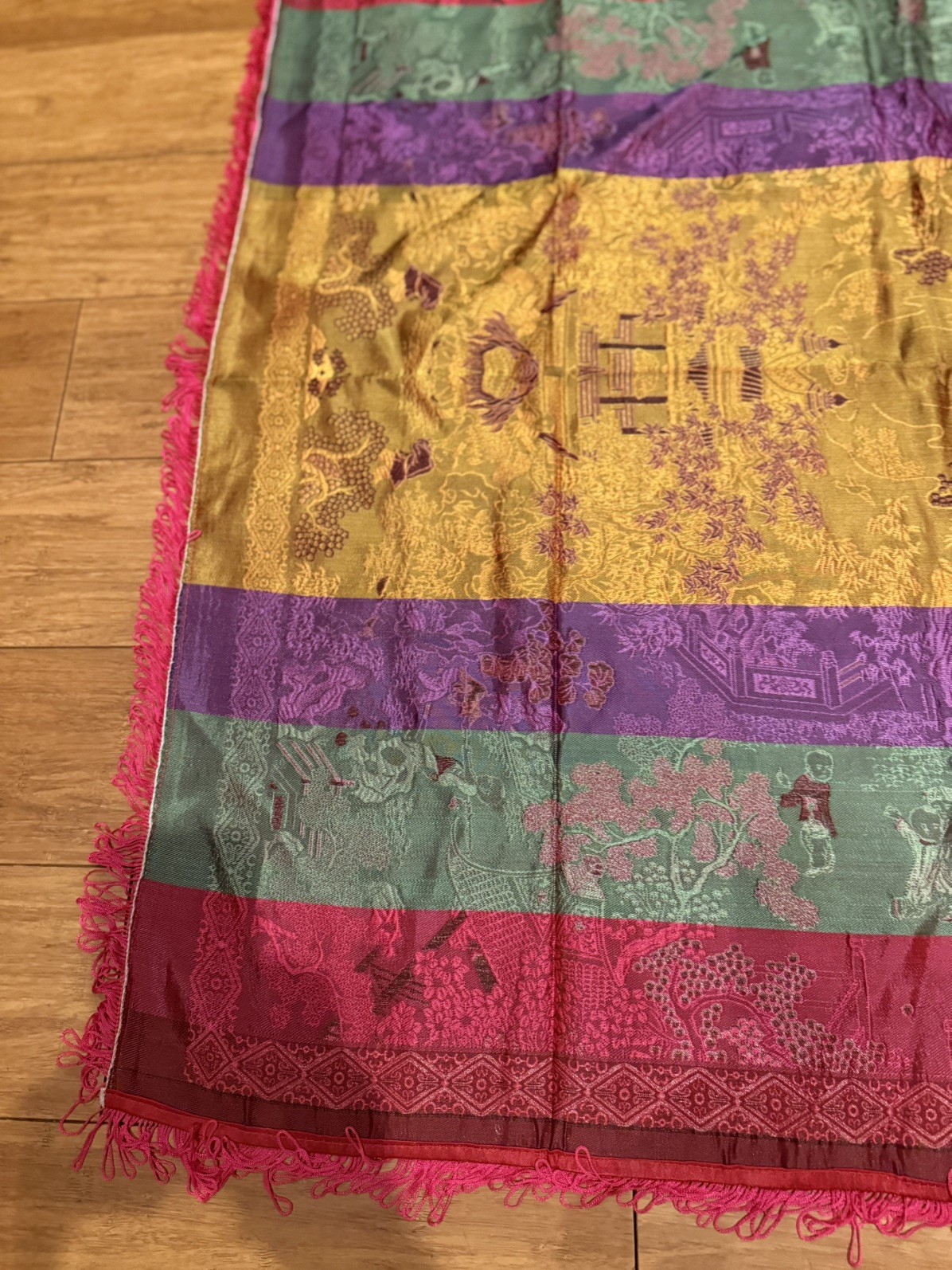 Vintage Brocaded Flowers Chinese Silk Tapestry Table Cloth 38” X 38”