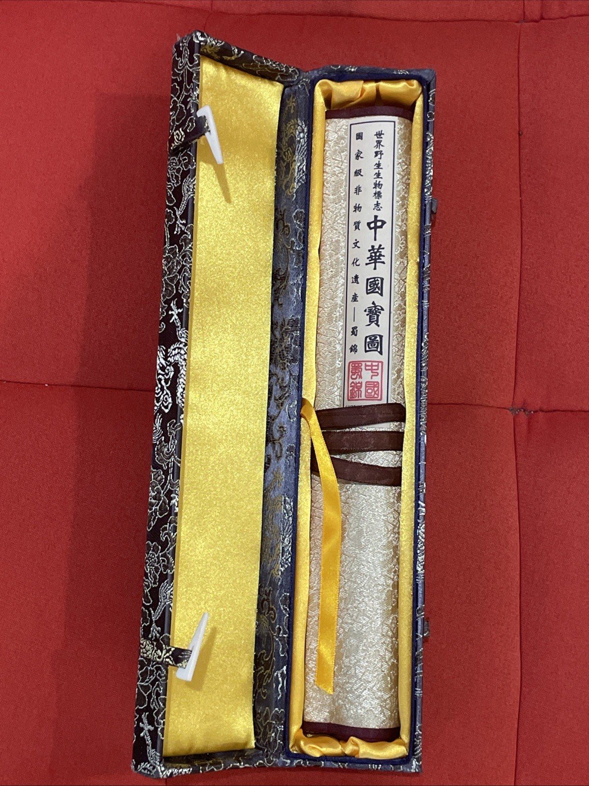 Chinese Shu Brocade Silk Scroll Pandas Wall Hanging Art Textile Presentation Box