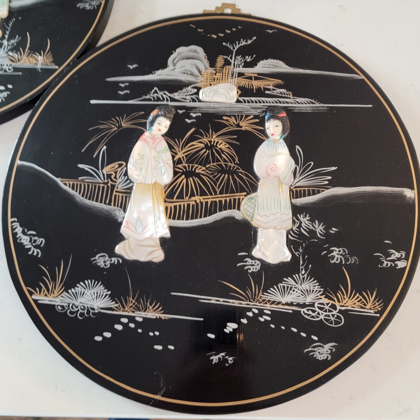 Geisha Mother of Pearl 14″ Wall Plaques Black Round CPC Made In Macau, Set Of 2