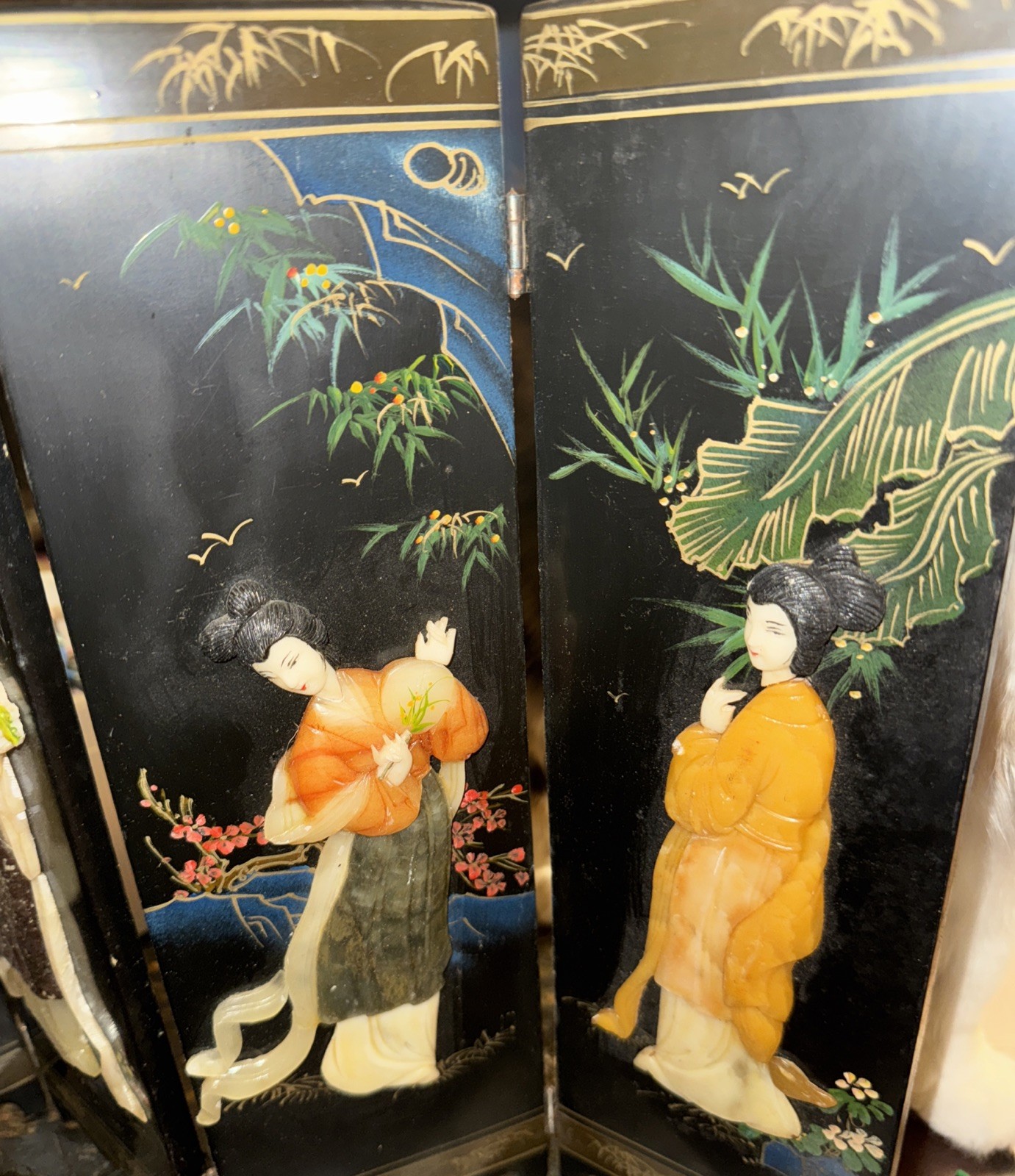 Vintage Oriental Black Lacquer Mother of Pearl Geisha 4 Panel Table Screen
