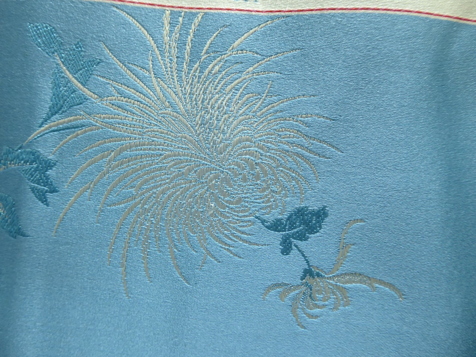 Vintage Chinese Silk Brocade Fabric Textile Silver Chrysanthemum 30×145″, 4 yard