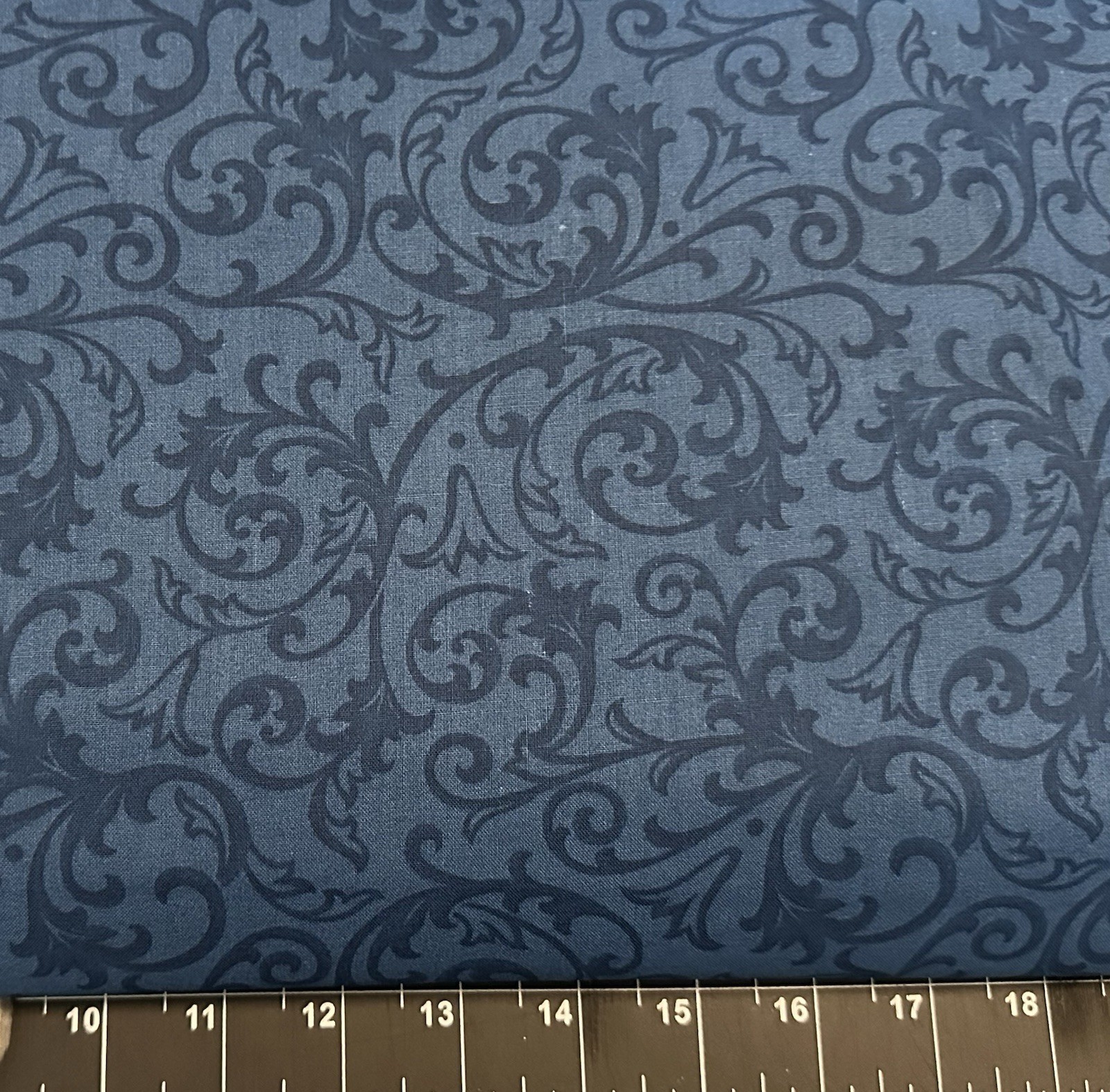 Tina Scrap 9″x21″ Leaf Swirl Vine Navy Blue Elegant Floral Flower Cotton Fabric
