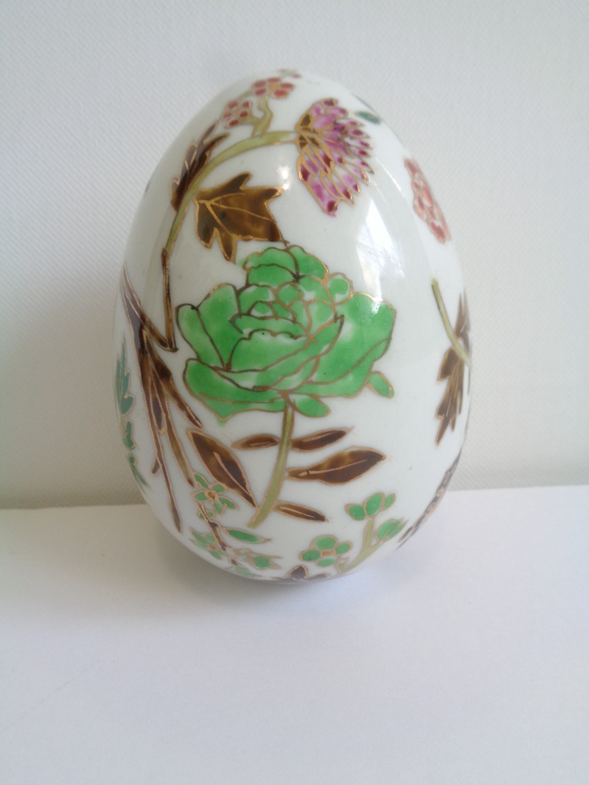 Vintage Porcelain Hand Painted Enameled Egg Asian Design Butterfly Flower