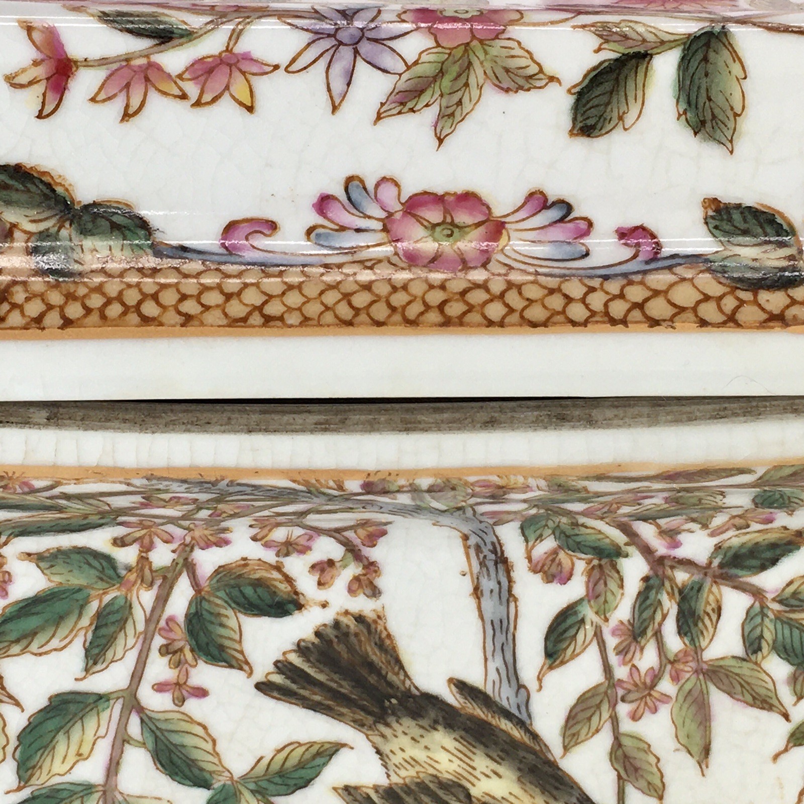 Vintage Hua Ping Tang Zhi Porcelain Chinese Bird Trinket Box Hand Painted