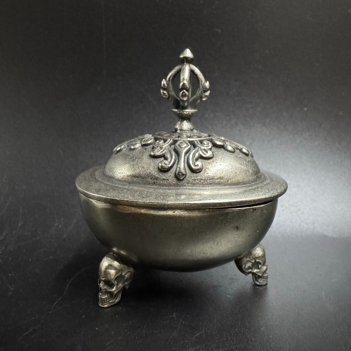 Tibetan White Copper Incense Burner Skull Leg Vajra Lid Mini Meditation Censer