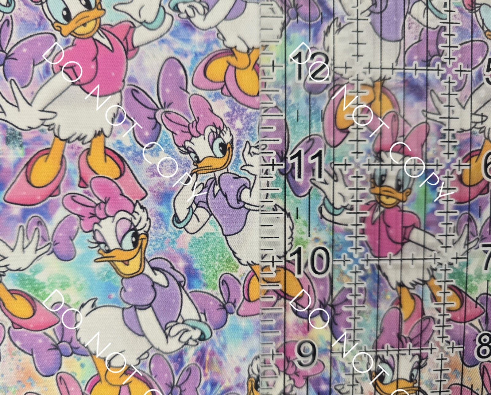 Custom 100% Cotton Woven Fabric Disney Daisy Duck By The 1/4 Yard 9×56