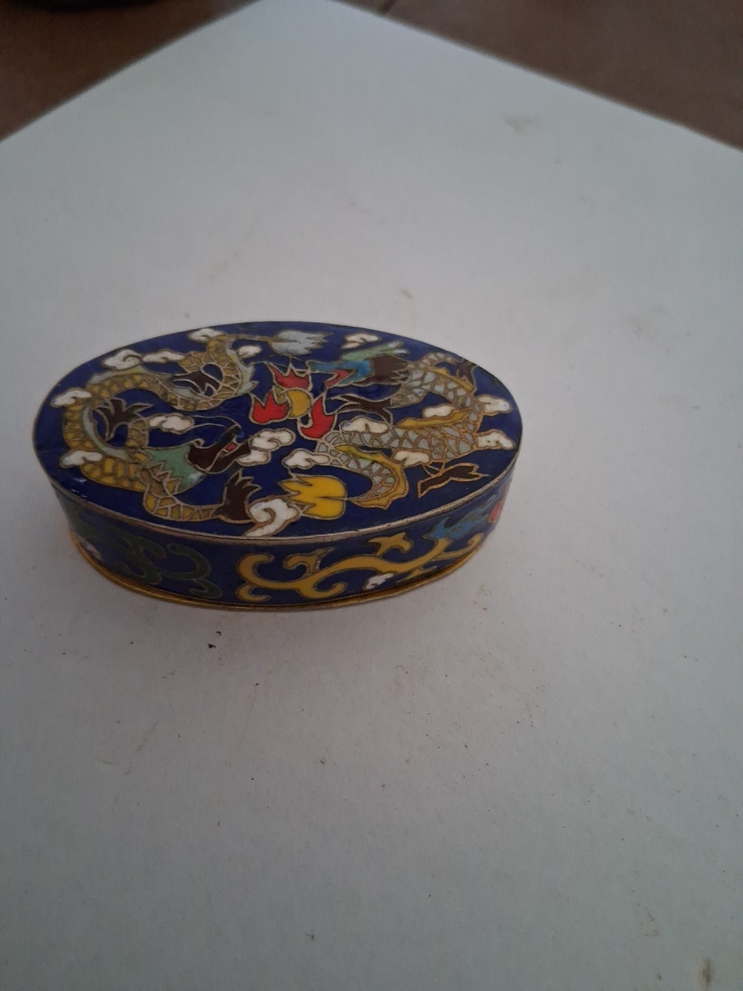 (B3) Cloisonné brass metal trinket decorative box – 2.5″ long Asian design