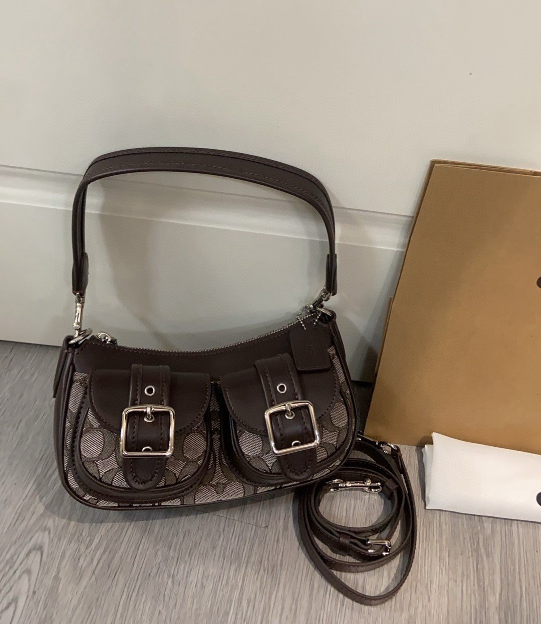 Ashton Bag In Signature Jacquard CBJ00 Silver/Oak/Maple
