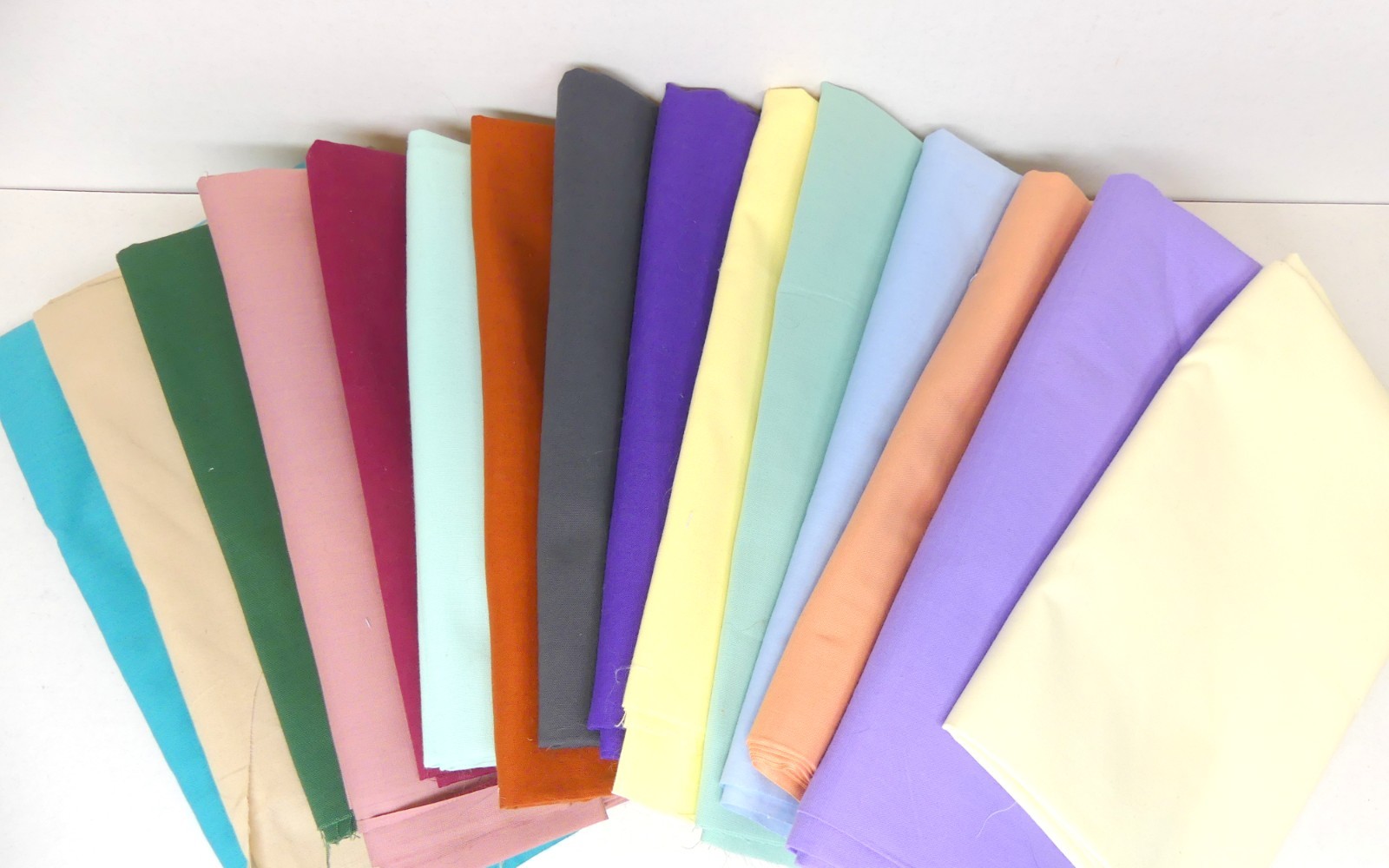 Multiple Color Solid Color Cotton Fabric – 5 lbs 12 oz Bundle